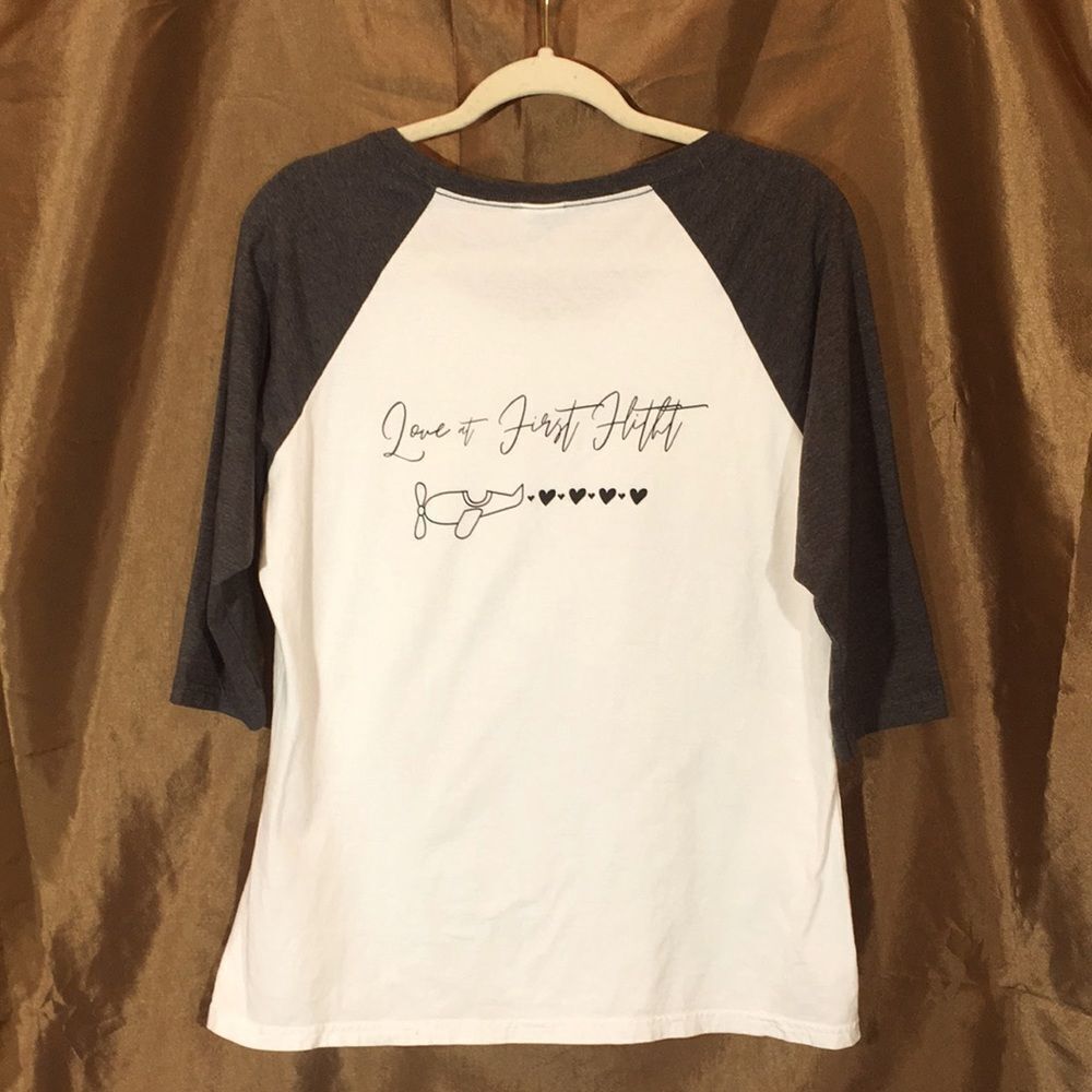 White Gray Raglan Tee Travel Graphic Print Top - Picture 3 of 6